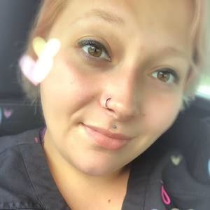 Meet your Posher, Nichole